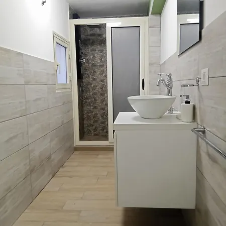 Monolocale Con Cucina In Lejlighed Catania