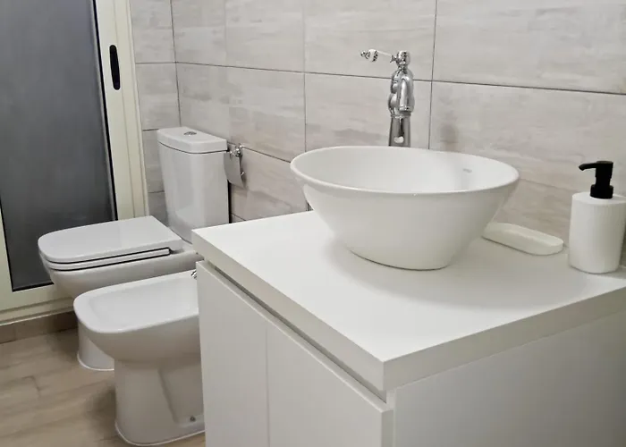 Monolocale Con Cucina In Apartamento *